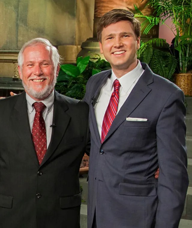 Dr. Danny Faulkner