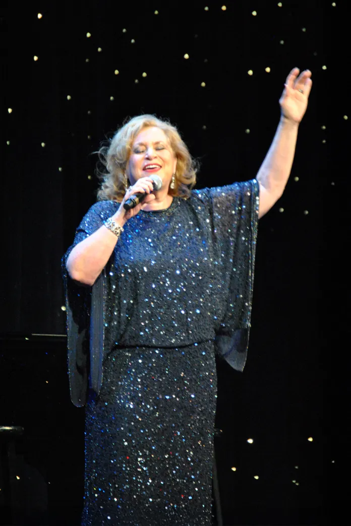 Sandi Patty singing